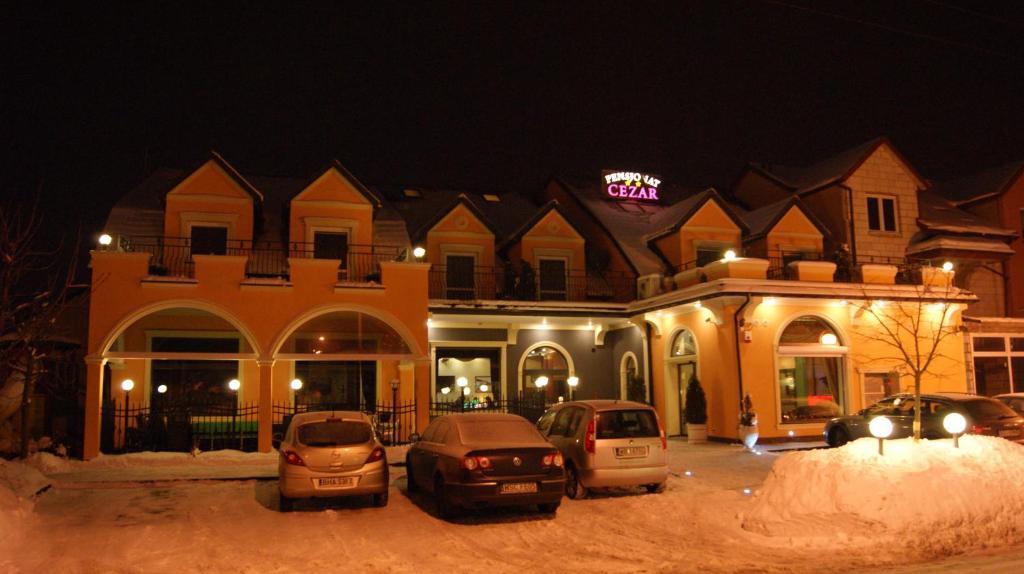 Pensjonat Cezar Siemiatycze Exterior foto